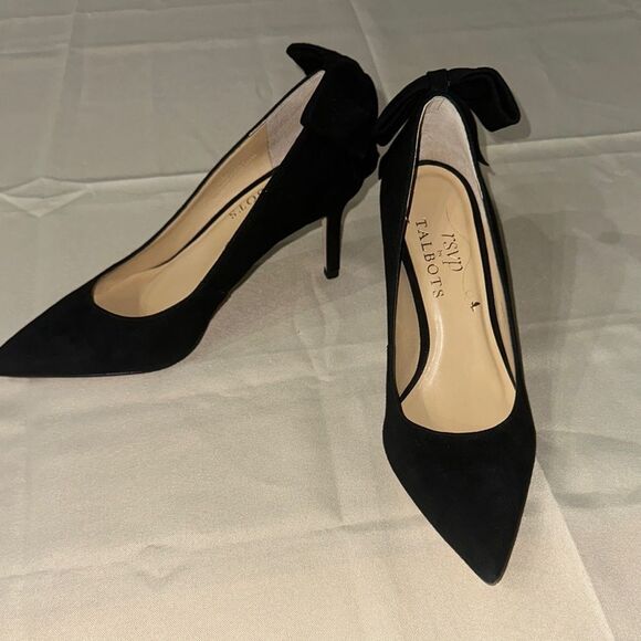 Talbots Black Stiletto Heels Classic Suede Pumps w/ Bows Size 8 - Picture 10 of 10